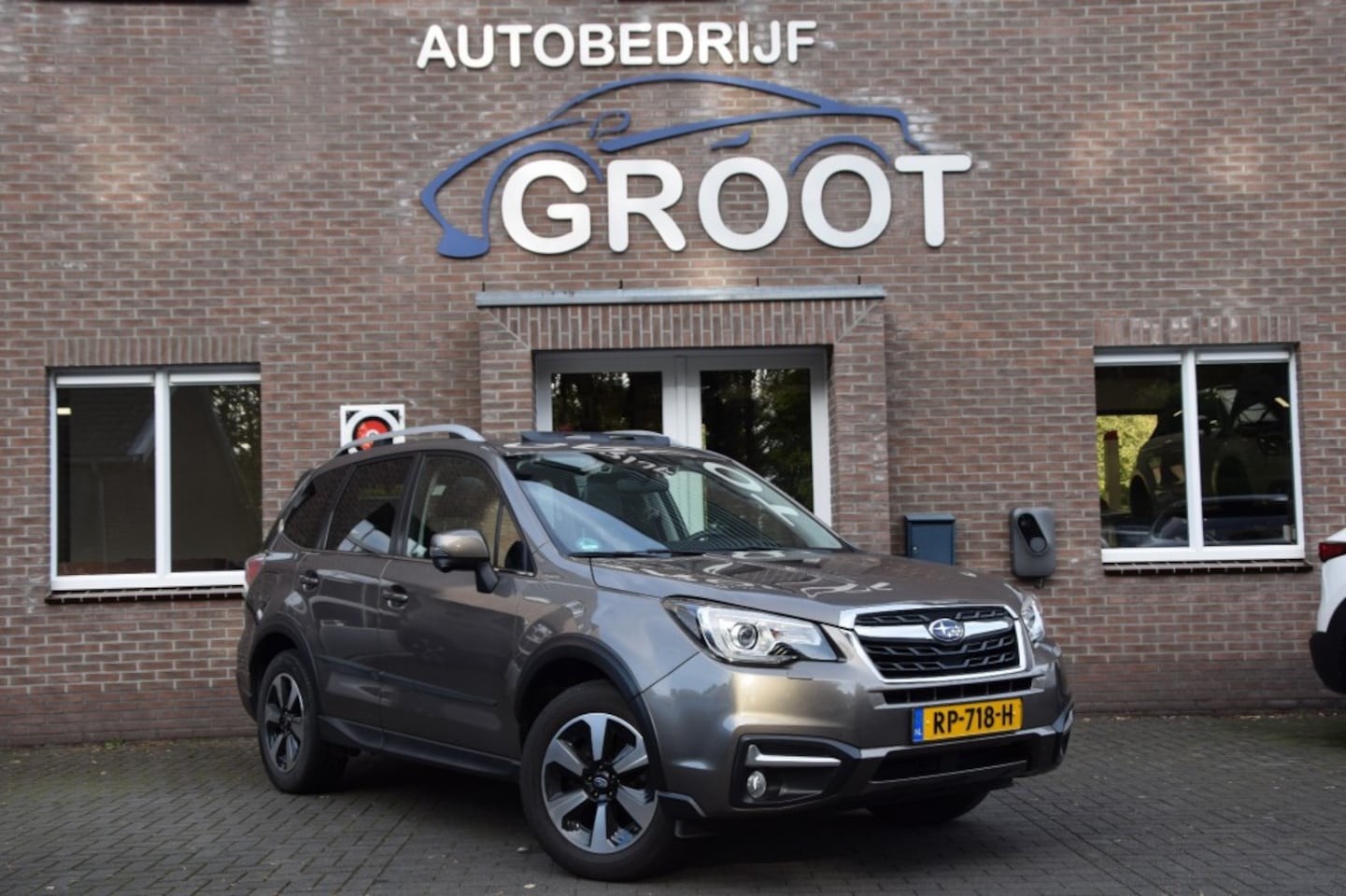 Subaru Forester - 2.0 PREMIUM LPG!/LEER/TREKHAAK/4X4 - AutoWereld.nl