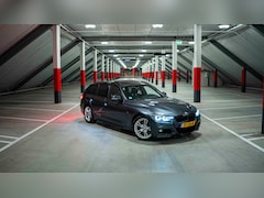 BMW 3-serie Touring - 318i M Sport Edition 1 jaar dealergarantie | NAP I High Executive I Touring