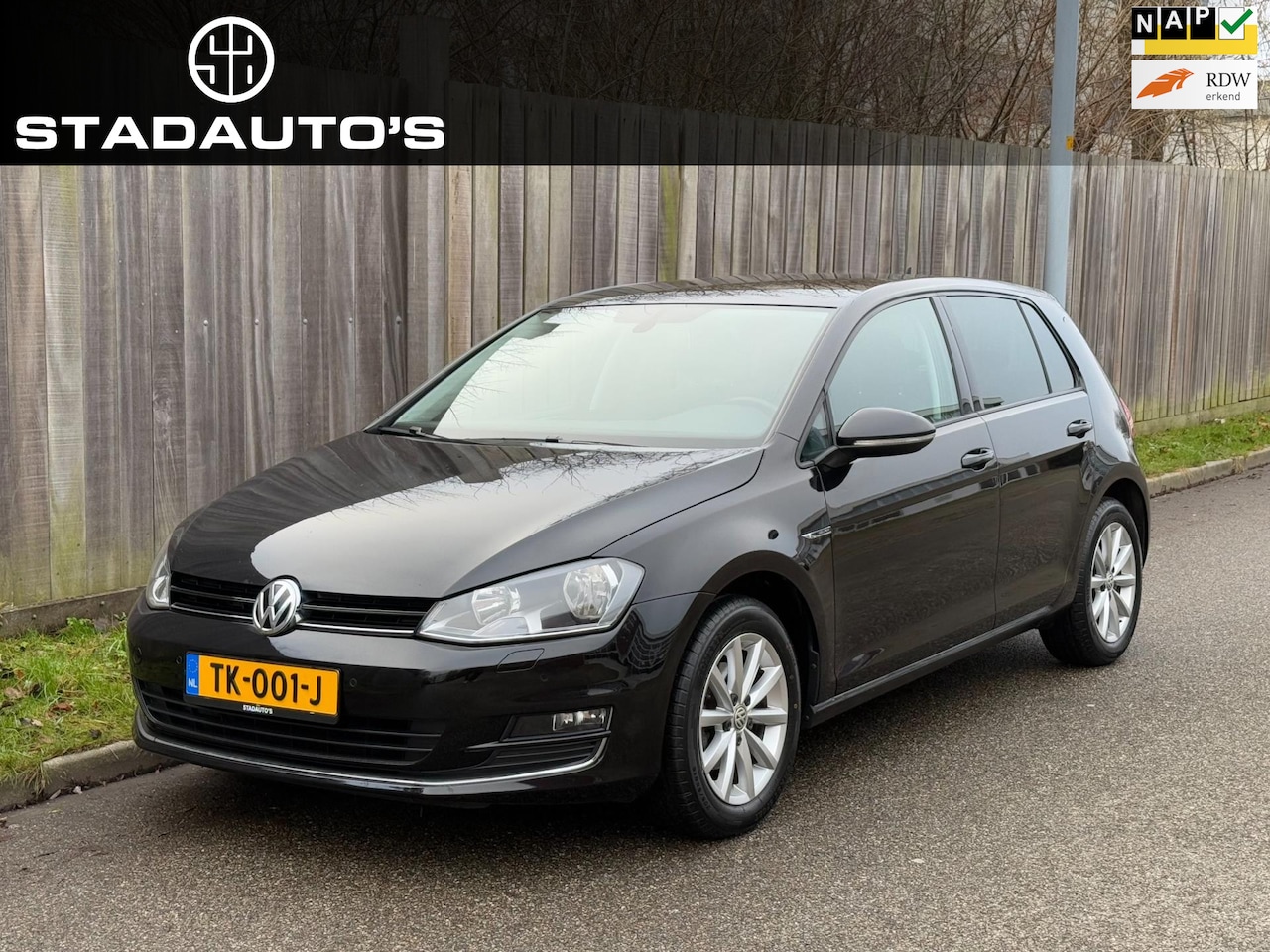 Volkswagen Golf - 1.2 TSI Dsg 110PK 5Drs Lounge|Pdc|Bluetooth|APK! - AutoWereld.nl