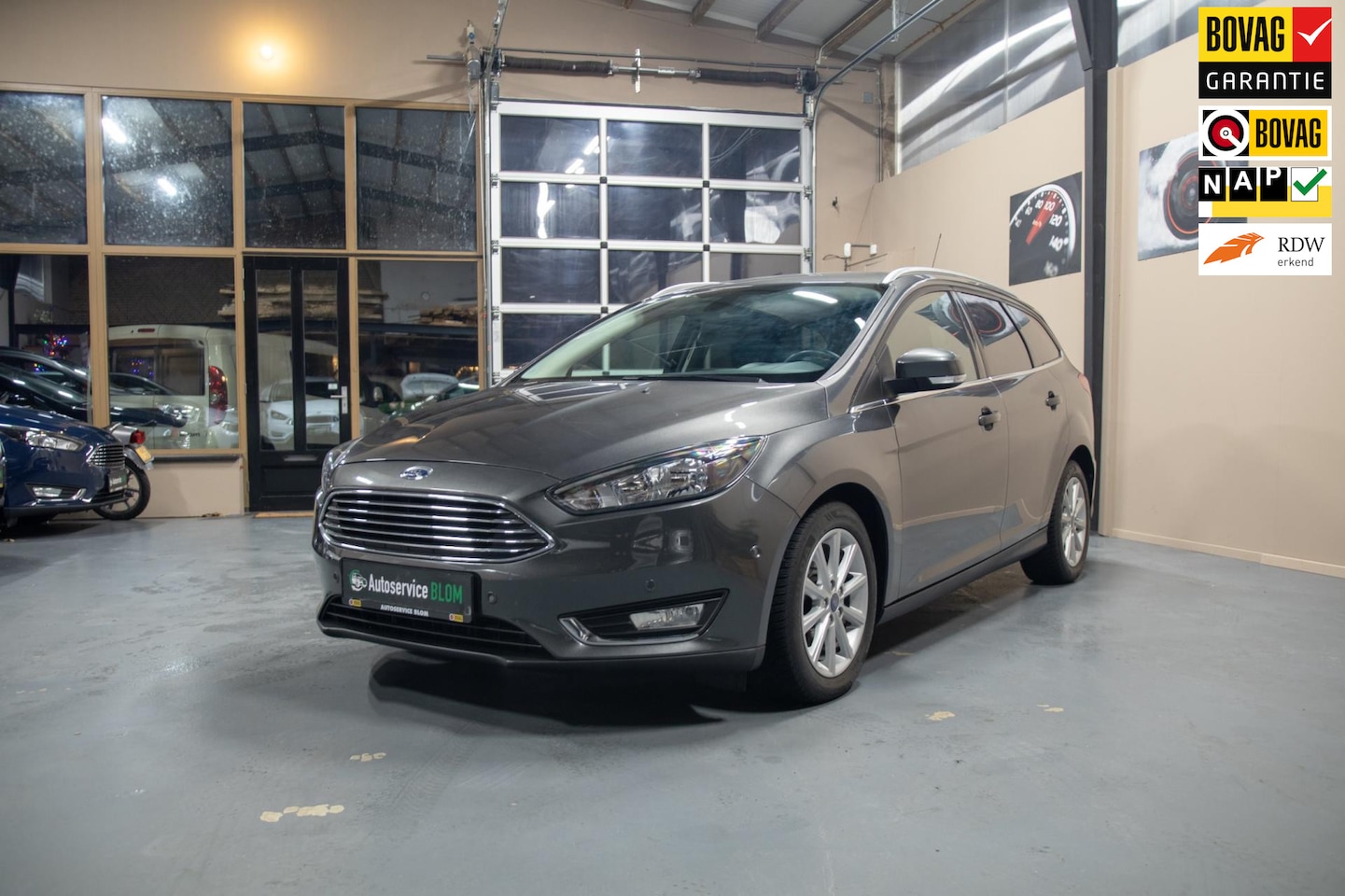 Ford Focus Wagon - 1.0 Titanium met nieuwe distributie en 6 tot 12 maanden garantie - AutoWereld.nl