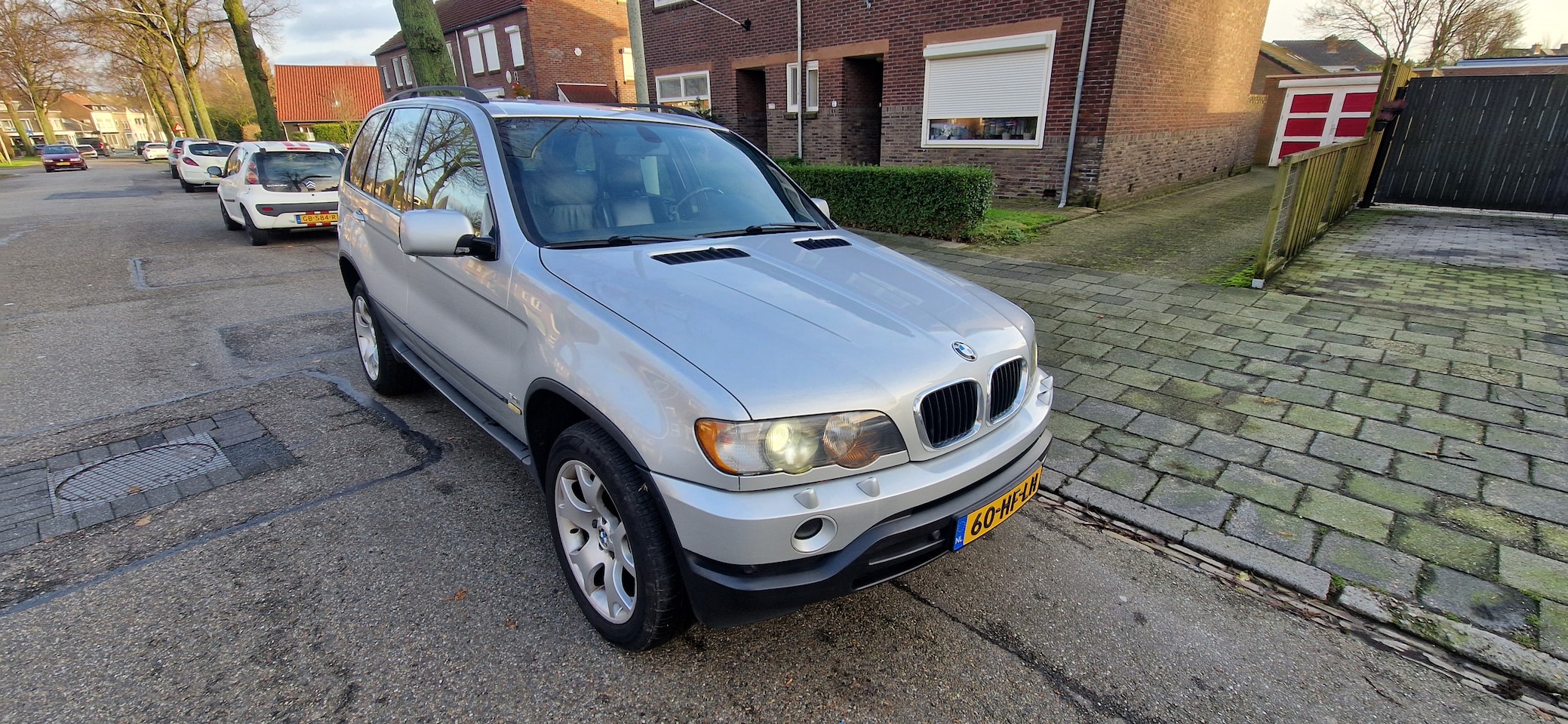 BMW X5 - 3.0i Executive - AutoWereld.nl