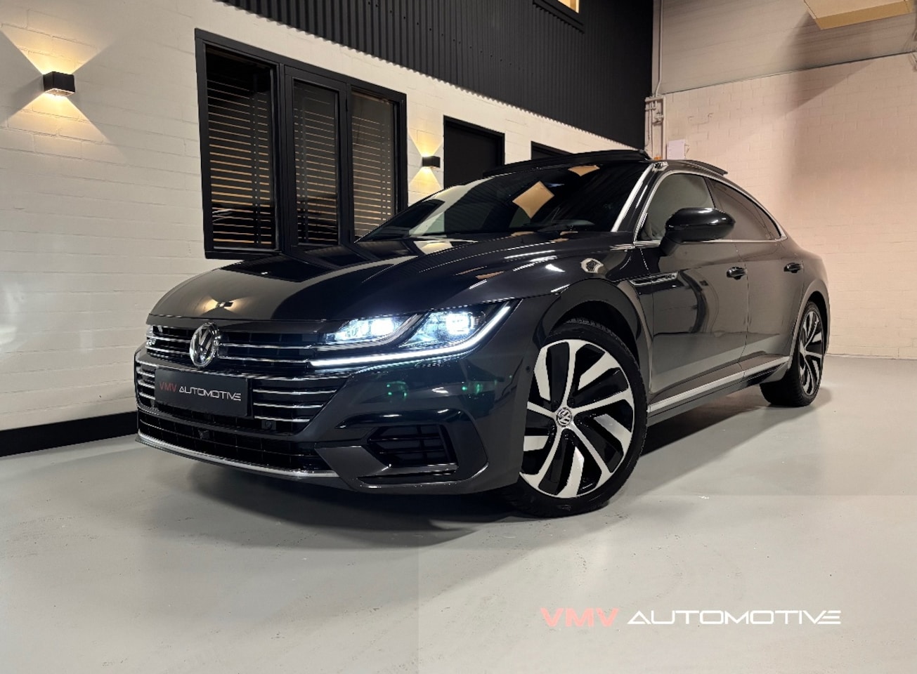 Volkswagen Arteon - 2.0 TSI 3x R-Line | Pano | Virtual | Leded | Led | VOL - AutoWereld.nl