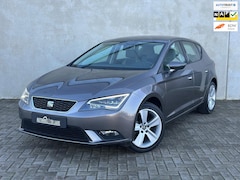 Seat Leon - 1.2 TSI DSG 17'' FR LED Carplay Stoelverw Garantie