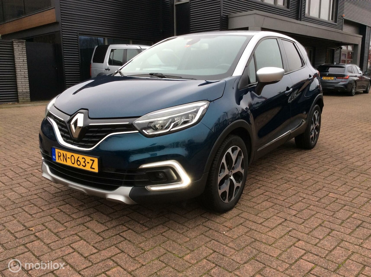 Renault Captur - 1.2 TCe Intens Autom 17"lm vlg Nav Camera Nap - AutoWereld.nl