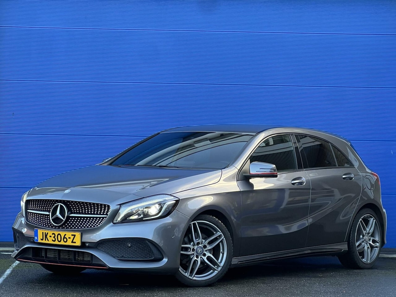 Mercedes-Benz A-klasse - 180 AMG Night Edition | dealer onderhouden| Stoelverw. - AutoWereld.nl