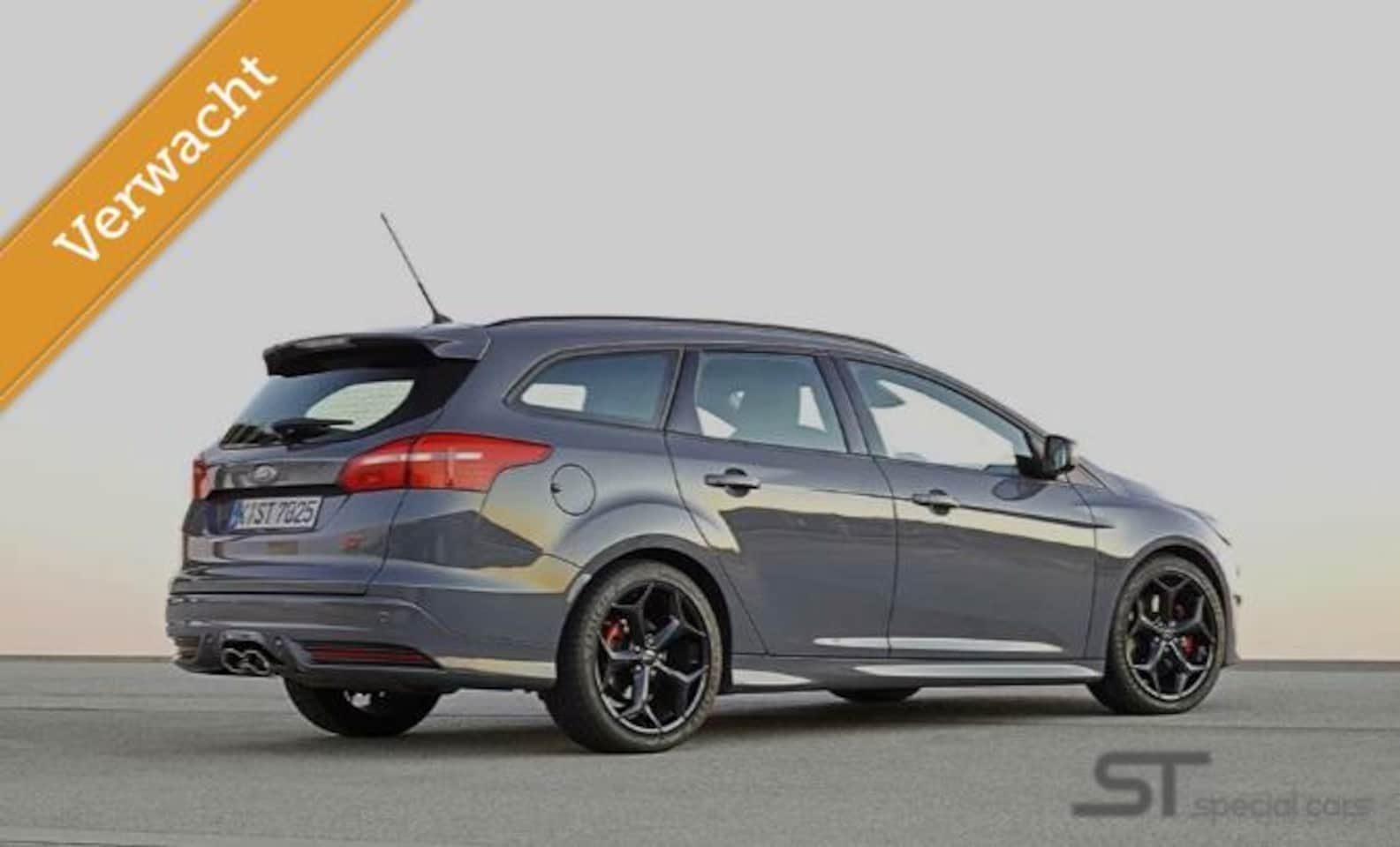 Ford Focus - 2.0 ST|Stealth Grey| super netjes - AutoWereld.nl