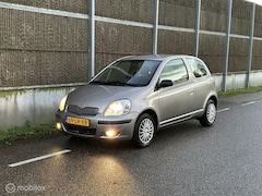 Toyota Yaris - 1.3 VVT-i Luna NAP|LAGEKM|AIRCO|APK