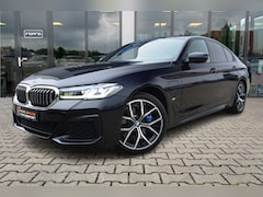 BMW 5-serie - 530e xDrive M-Sport | Dealer Onderhouden | Schuif/Kantel | Trekhaak |