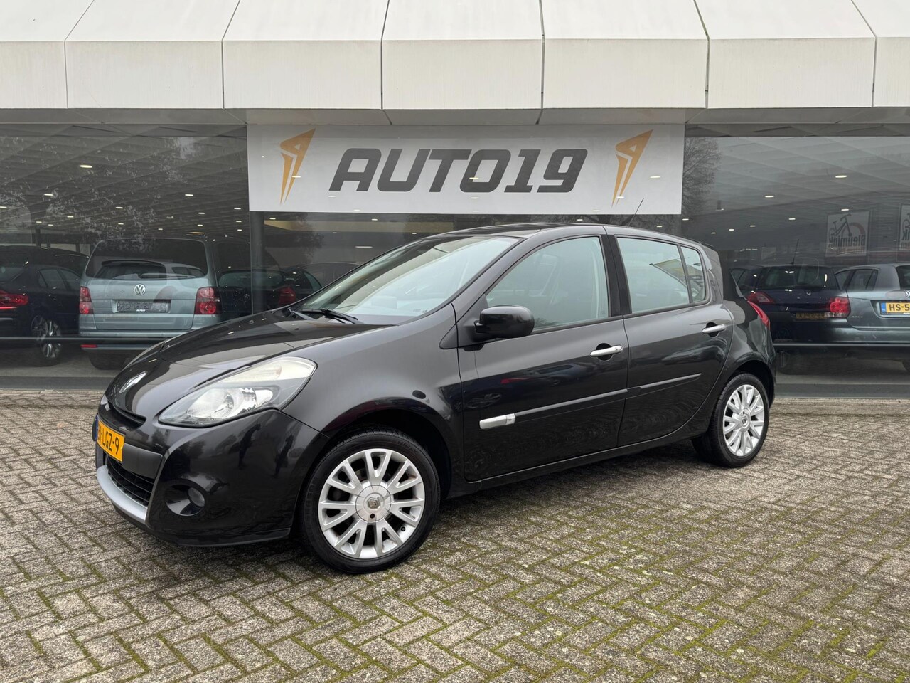 Renault Clio - 1.6 20th Anniversary 1.6 20th Anniversary - AutoWereld.nl