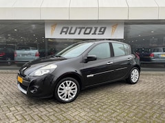 Renault Clio - 1.6 20th Anniversary