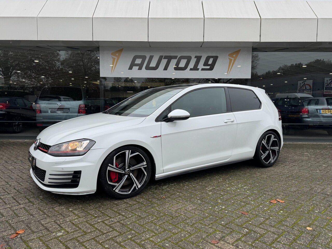 Volkswagen Golf - 2.0 TSI GTI Performance 2.0 TSI GTI Performance - AutoWereld.nl