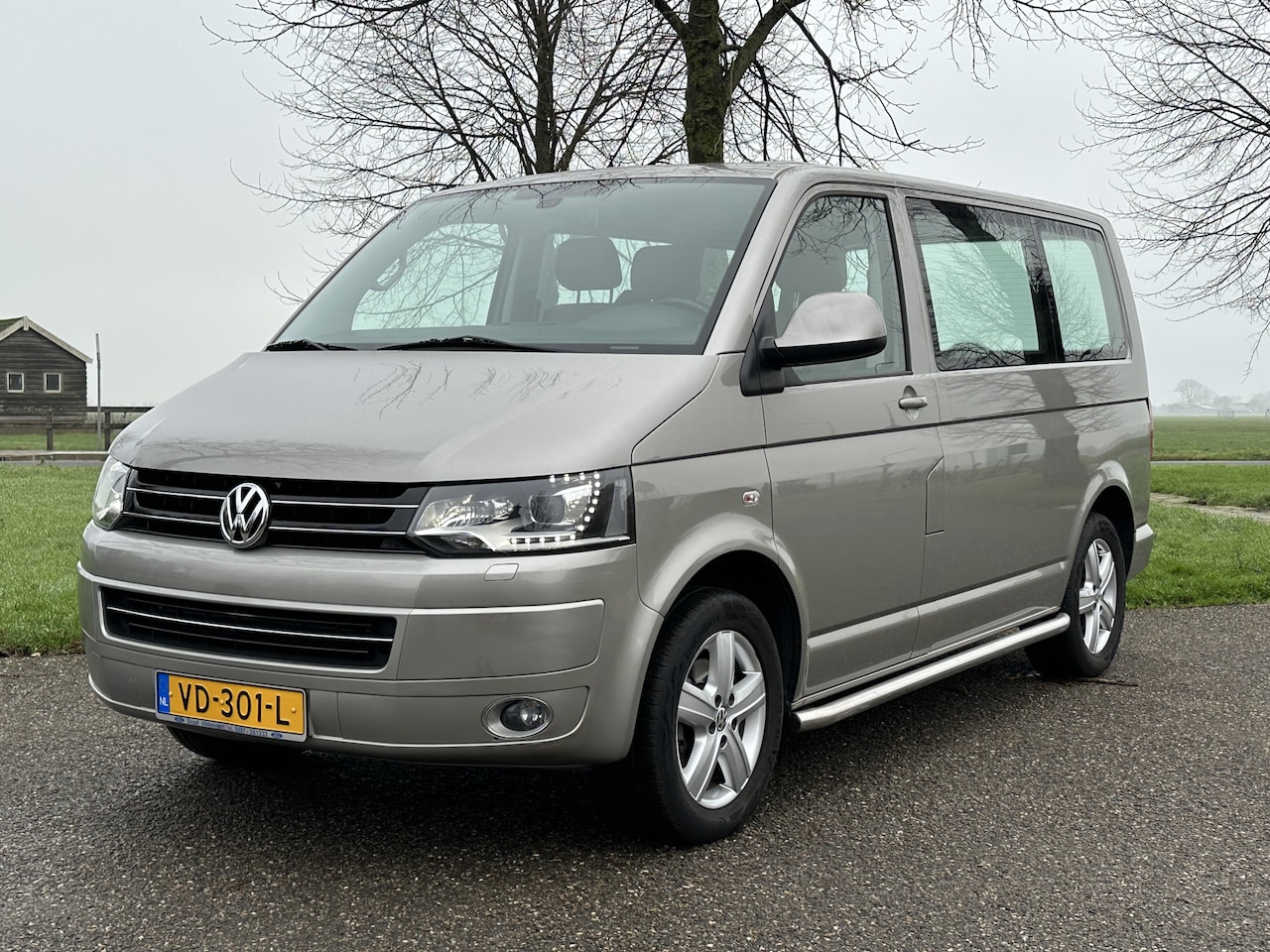 Volkswagen Transporter - 2.0 TDI L1H1 DC Comfortline 1e eigenaar * nieuwstaat * dealer auto - AutoWereld.nl