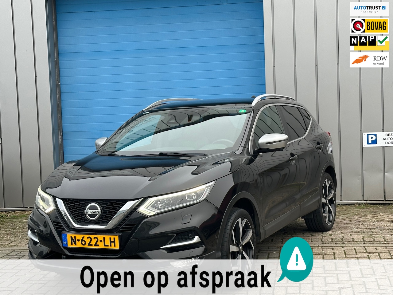 Nissan Qashqai - 1.3 DIG-T Tekna + PANO AUT OP AFSPRAAK - AutoWereld.nl