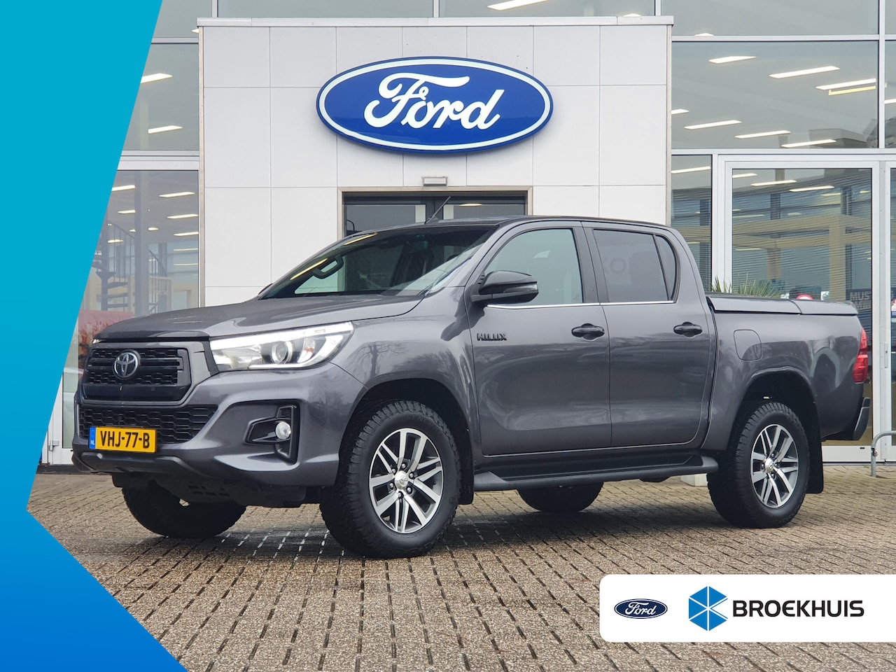 Toyota HiLux - 2.4 D-4D Double Cab Executive | Garantie! | 5 persoons | Trekhaak | Lederen Bekleding - AutoWereld.nl