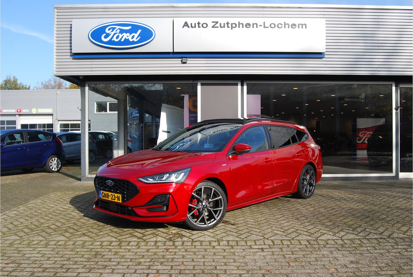 Ford Focus Wagon - 1.0 EcoBoost Hybrid 155pk ST Line X PANO.DAK | ADAPTIEF CRUISE | AGR SPORTSTOEL |  WINTERP - AutoWereld.nl