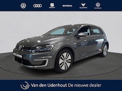 Volkswagen e-Golf - I Warmtepomp I Navigatie I LED