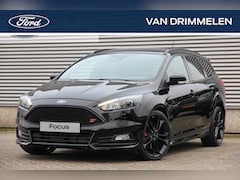 Ford Focus - 2.0 EcoBoost 250pk ST 'Shadow Black' I Xenon I Winterpack I RIJKLAAR