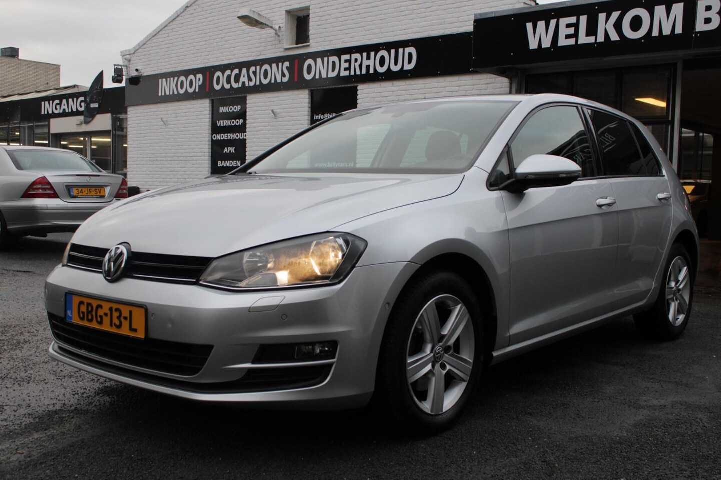 Volkswagen Golf - 1.4 TSI Trendline Automaat | Airco | Elec ramen | Navi | Parkeer sensoren - AutoWereld.nl