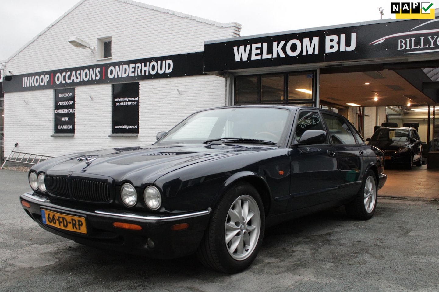 Jaguar XJ - 3.2 V8 Executive / Airco / Automaat / V8 benzine - AutoWereld.nl