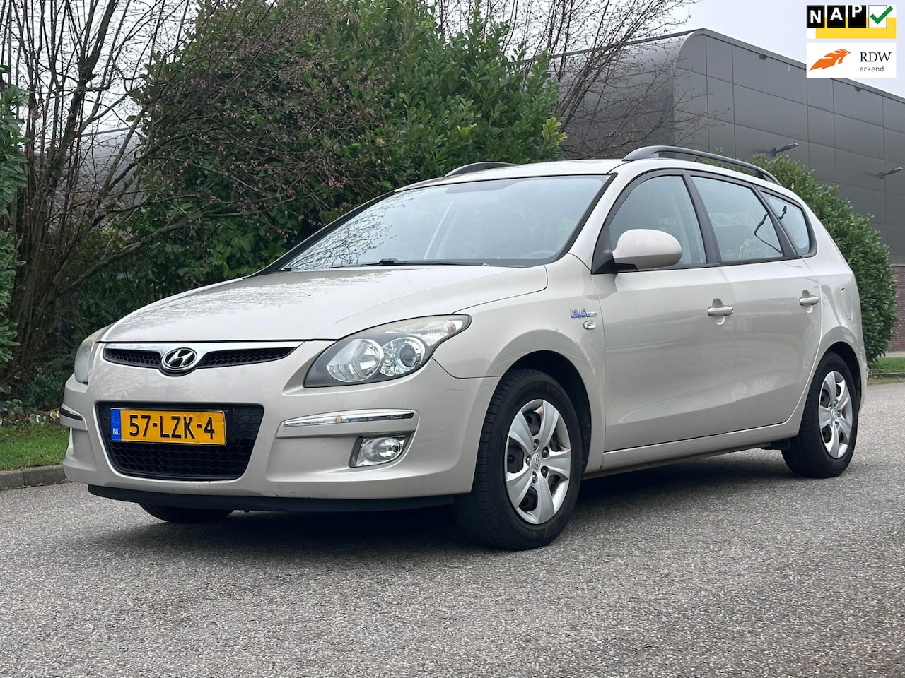 Hyundai i30 CW - 1.4i Blue Dynamic Clima*Trekhaak*Dealer onderhouden*26-07-2025 APK*2e eigenaar* - AutoWereld.nl