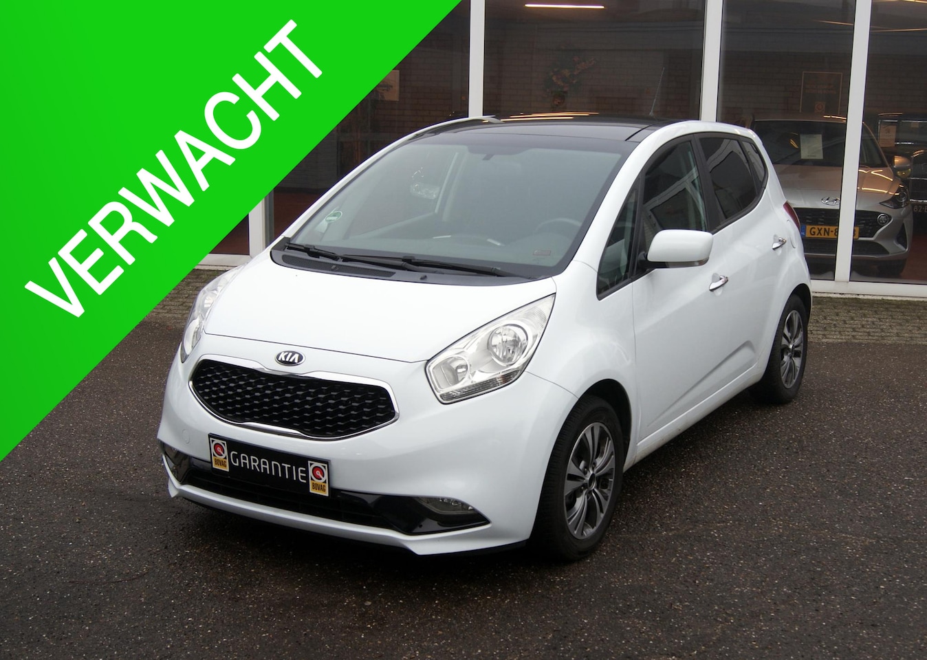 Kia Venga - 1.6 CVVT ExecutiveLine Automaat,Navi,Camera,Pano,RIJKLAARPRIJS!! - AutoWereld.nl