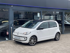 Volkswagen Up! - 1.0 high up CUP EDITION PANO/NAVI/STOELVERWARMING