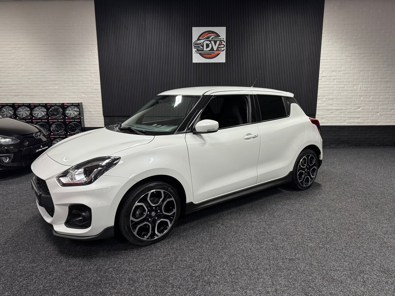 Suzuki Swift - 1.4 Sport Smart Hybrid 1.4 Sport Smart Hybrid 130 PK, CR CTR, STL VERW, PDC, CAMERA, APPLE CAR PLAY - AutoWereld.nl