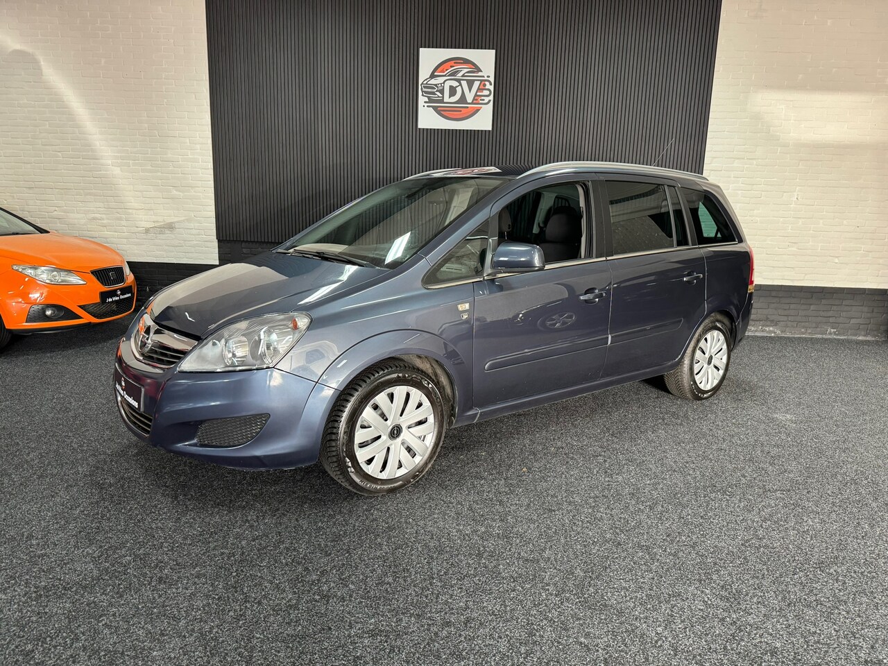 Opel Zafira - 1.6 Cosmo CRUISE CTR, AIRCO, TREKHAAK, ELEK PAKKET - AutoWereld.nl