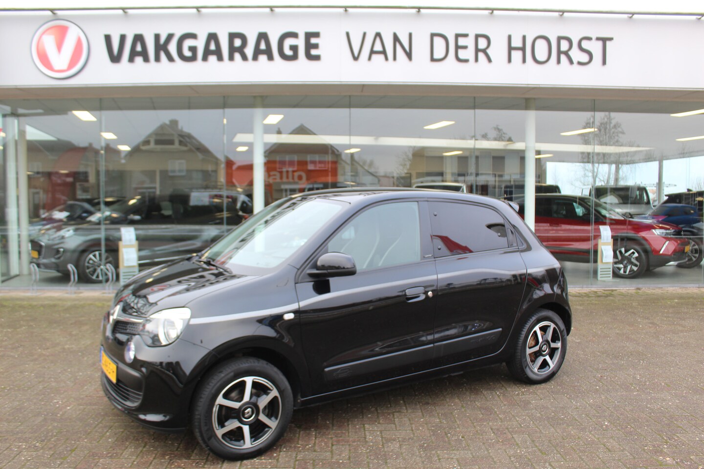 Renault Twingo - 1.0 SCe Limited 1.0 SCe Limited , 5 deurs , Airco , Cruise control , LM velgen , LED dagrijverlichting Par - AutoWereld.nl