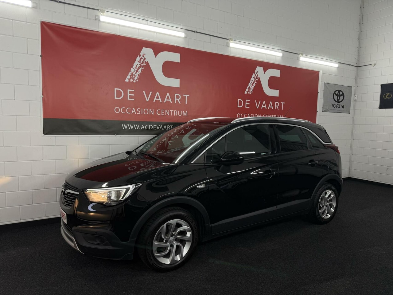 Opel Crossland X - 1.2 Innovation - NAVI/CLIMA/CAMERA/PDC/NAP - AutoWereld.nl