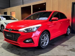 Hyundai i20 - 1.0 T-GDI Comfort Automaat|Camera|Carplay|Stoel/stuurverw|Airco|APK