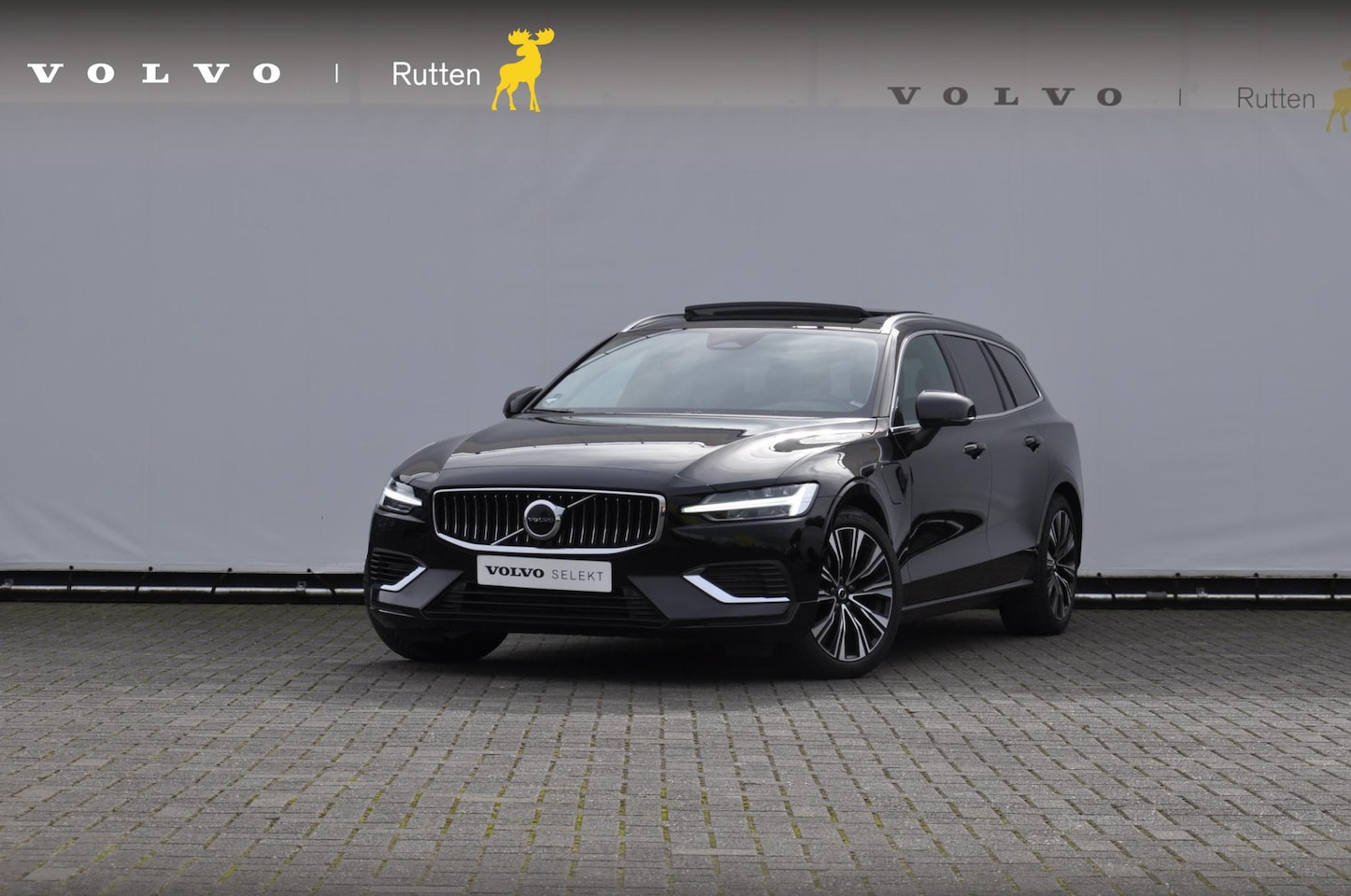 Volvo V60 - T6 350pk Autmomaat Recharge AWD Plus Bright Pilot assist / Adaptive cruise control / Elekt - AutoWereld.nl