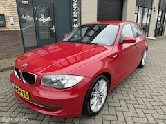 BMW 1-serie - 118i Business Line|AUTOMAAT|CARPLAY|NAP