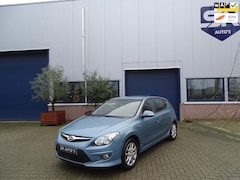 Hyundai i30 - 1.6i i-Motion