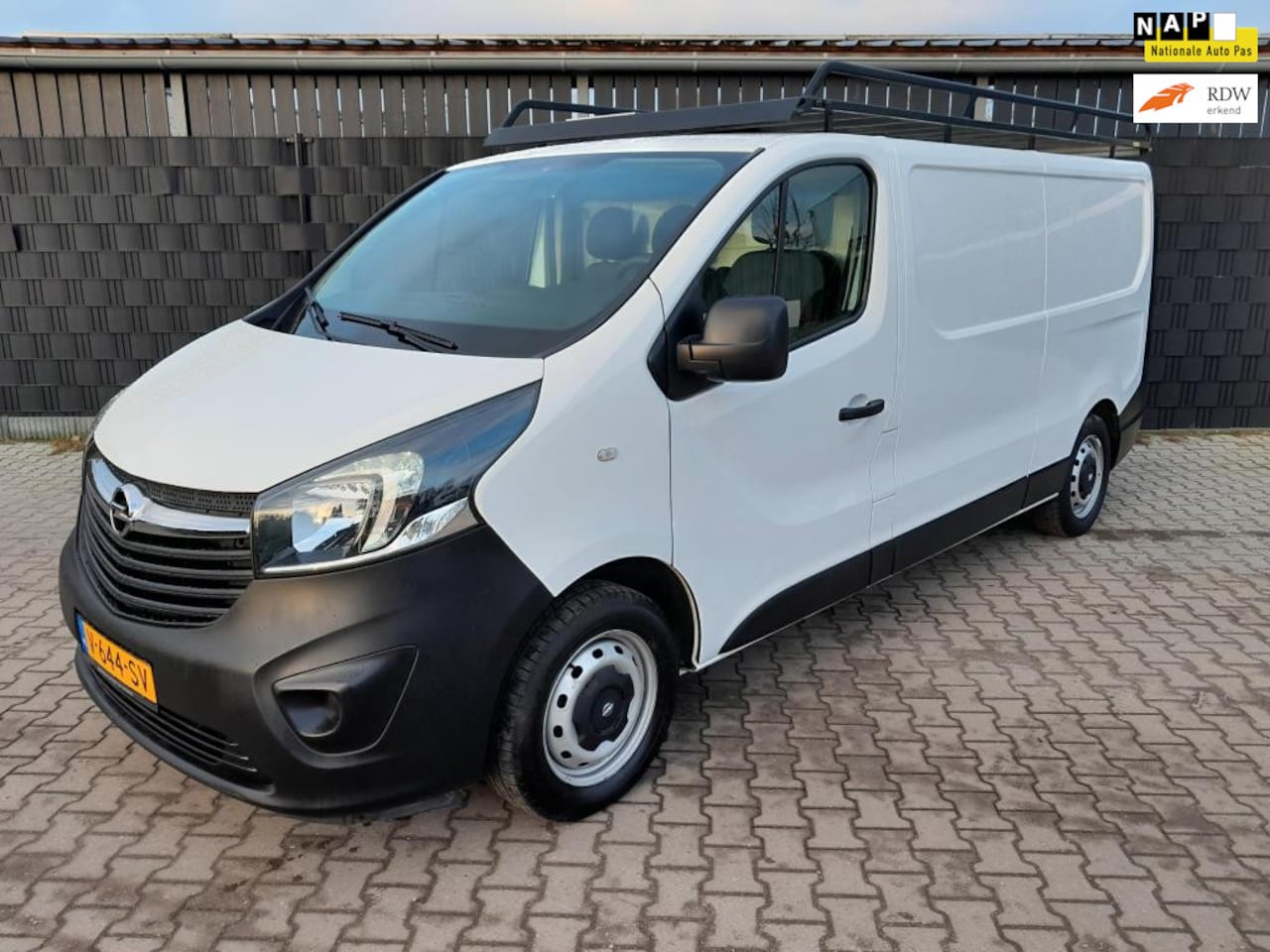 Opel Vivaro - 1.6 CDTI L2H1 Sport EcoFlex 1.6 CDTI L2H1 Sport EcoFlex - AutoWereld.nl