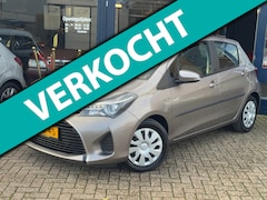 Toyota Yaris - 1.5 Hybrid Aspiration AUTOMAAT 5 deurs NL AUTO NAP Navi l Camera l Afneem trekhaak l Airco