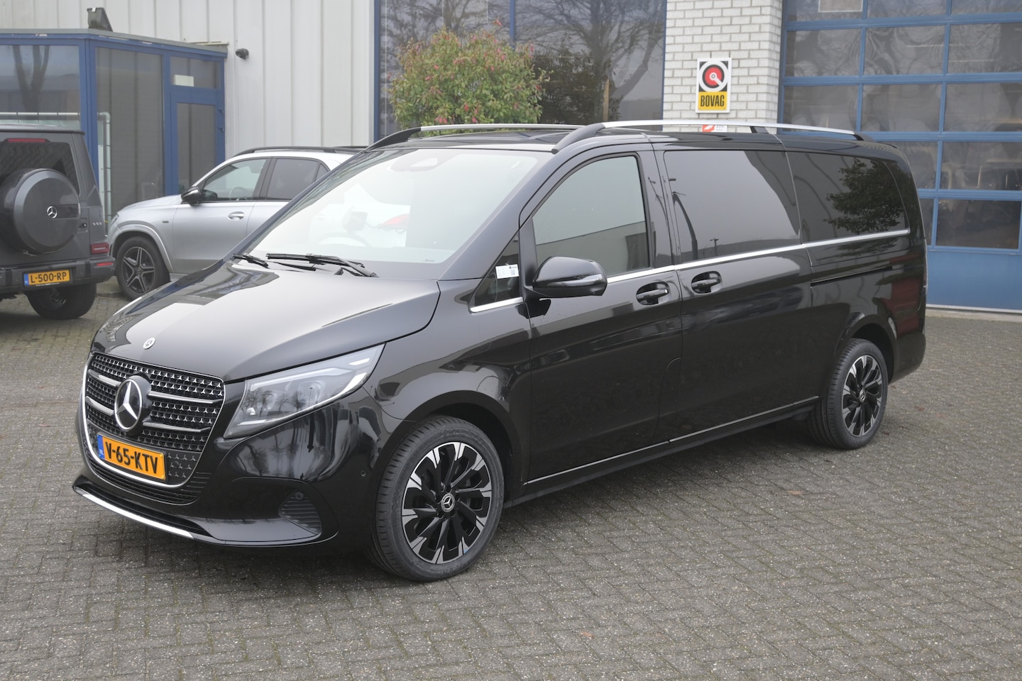 Mercedes-Benz V-klasse - 300d L3 Avantgarde DC Easy pack pakket, Winterpakket met standkachel, Etc. - AutoWereld.nl