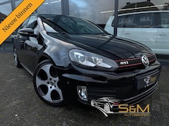 Volkswagen Golf - 2.0 GTI