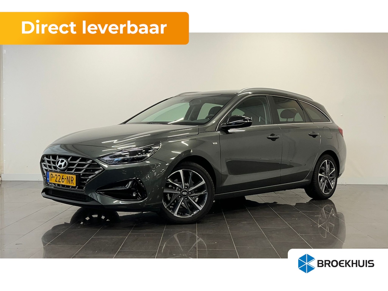 Hyundai i30 Wagon - 1.5 T-GDi MHEV Premium | Trekhaak | - AutoWereld.nl