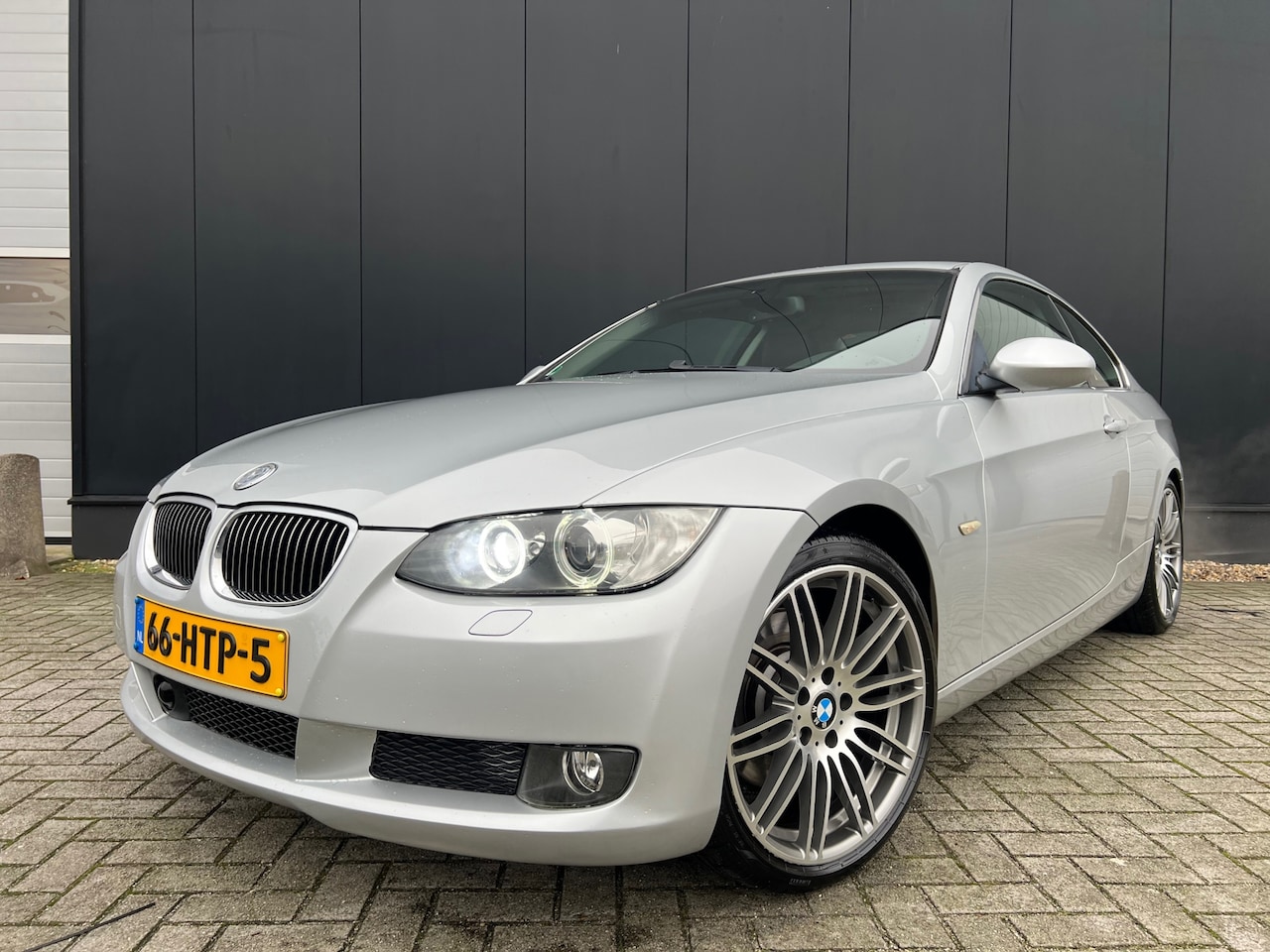 BMW 3-serie Coupé - 325i Exe '09 OrgNl/Leder/19'Lmv/Nap/Dakje - AutoWereld.nl