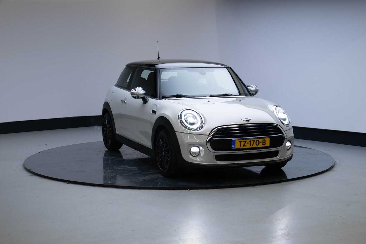 MINI Cooper - Mini 1.5 Pepper - AutoWereld.nl