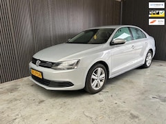 Volkswagen Jetta - 1.4 TSI Hybrid Comfortline