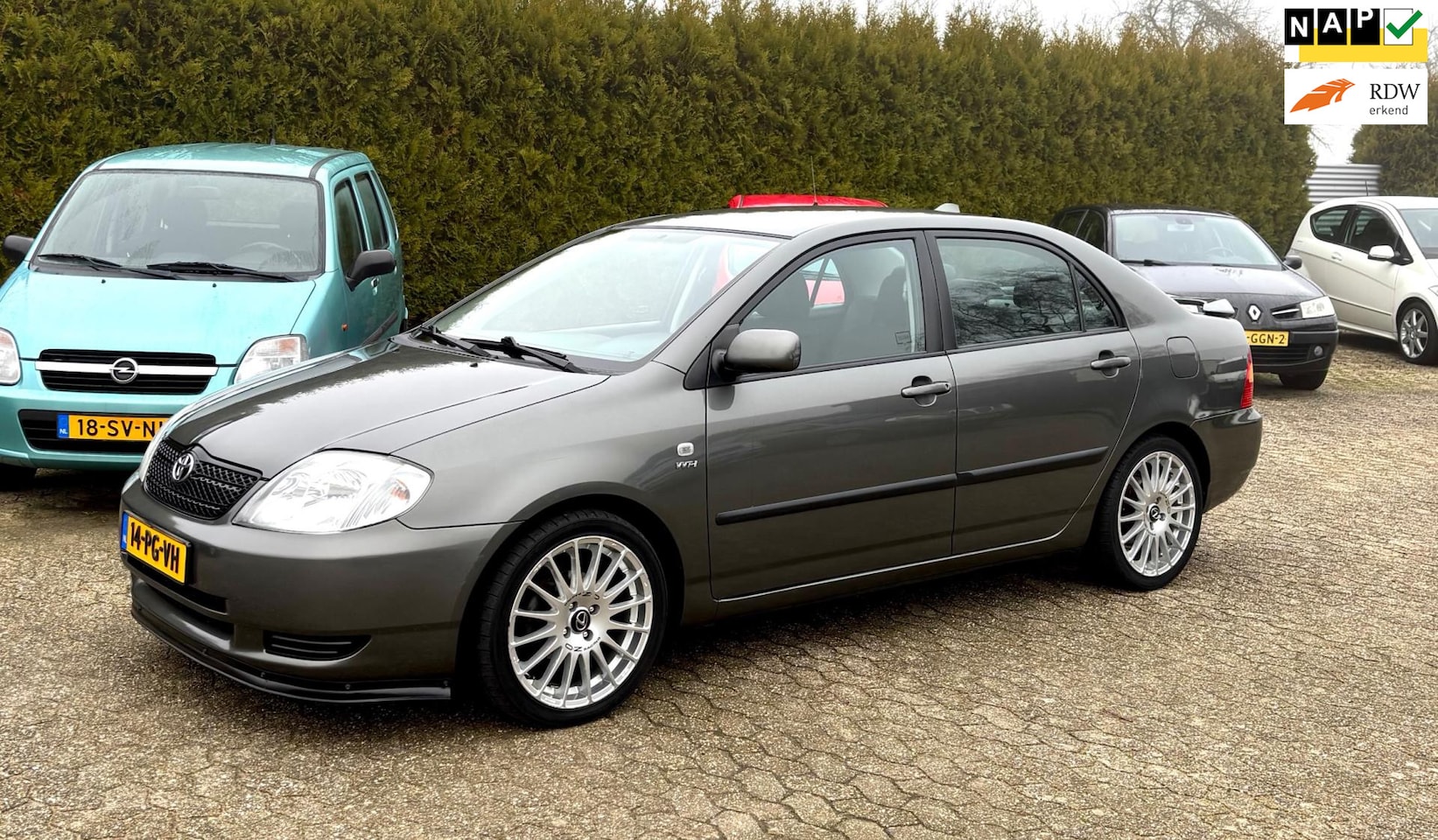 Toyota Corolla - SEDAN AIRCO NIEUWSTAAT 127.000 KM NAP 1.6 VVT-I - AutoWereld.nl