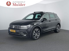 Volkswagen Tiguan - 1.5 TSI ACT Highline Business R | Pano | 20"LM | 360 Camera | Trekhaak | Virtual