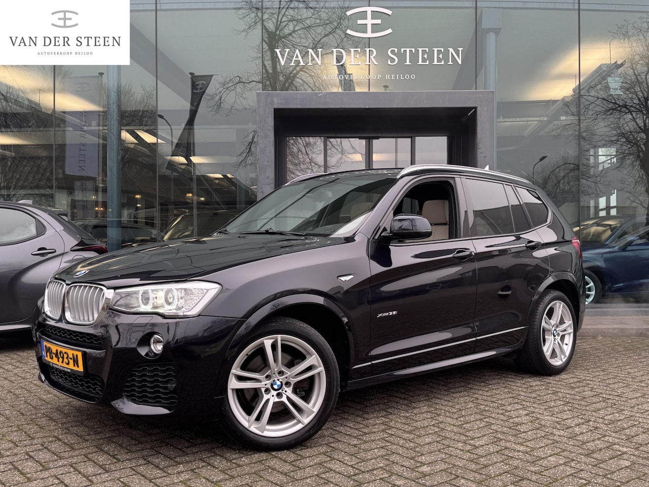 BMW X3 - xDrive35i High Executive M Pakket | Schuifdak | Standkachel | Stoelverwarming V+A - AutoWereld.nl