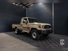 Toyota Land Cruiser - GRJ79 Single Cab LX-G A/T