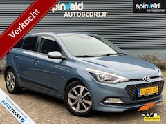 Hyundai i20 - 1.4 HP Business Edition BJ`15 Dealer ond. Navi Camera