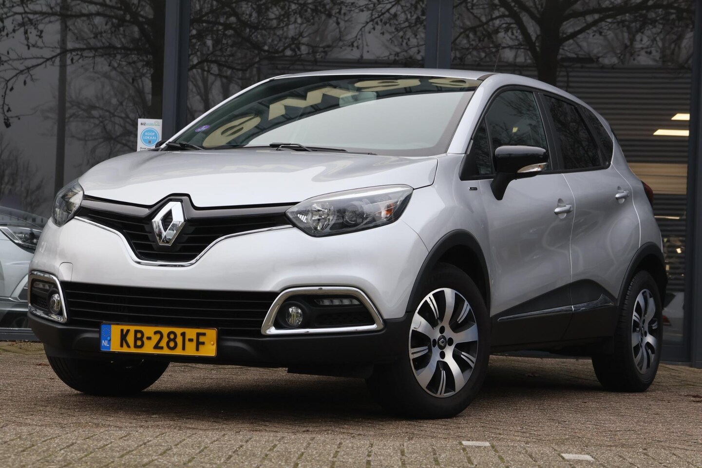 Renault Captur - 0.9 TCe Limited|Carplay|Camera|PDC| - AutoWereld.nl