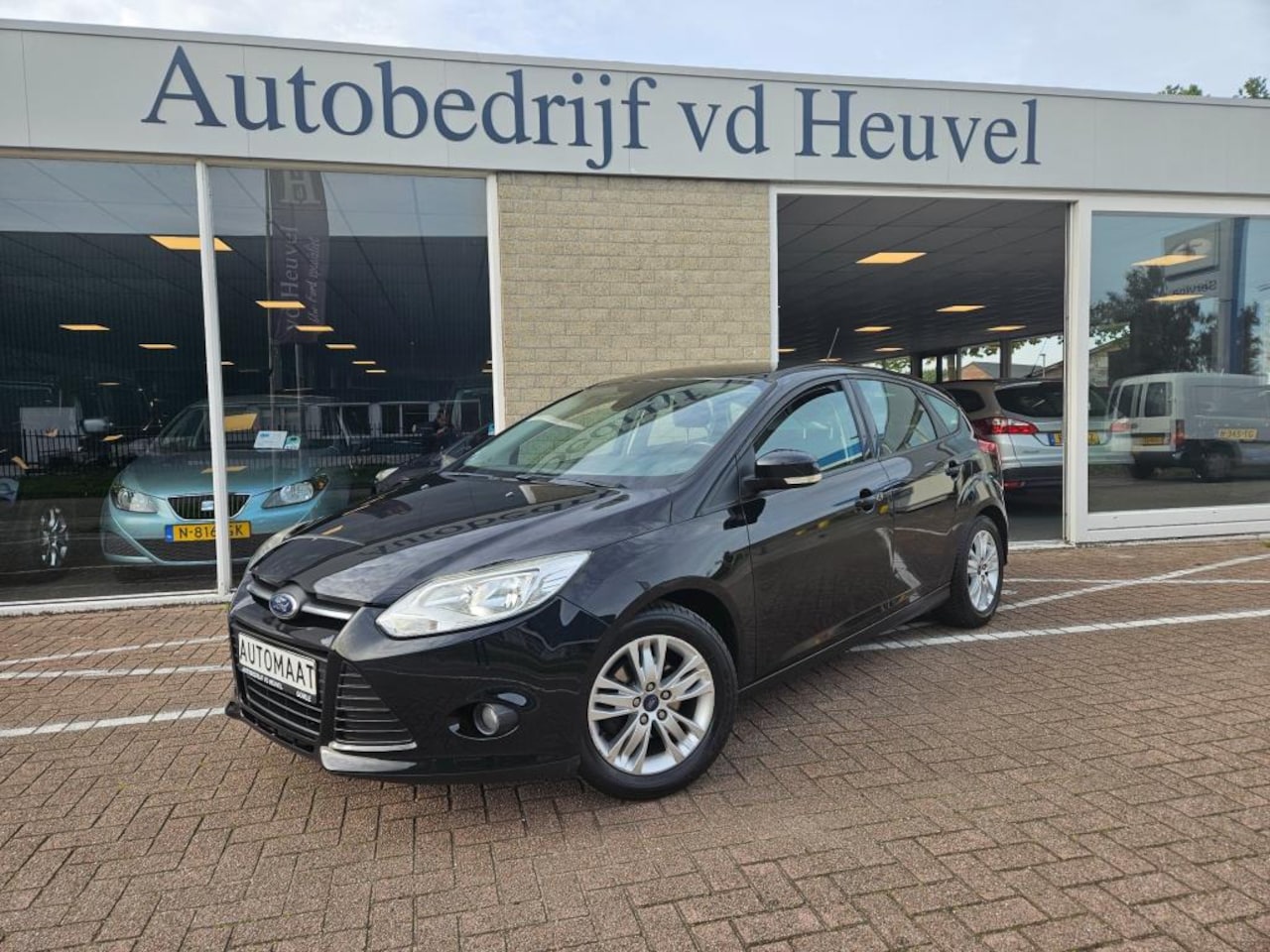 Ford Focus - 1.6 EcoBoost Automaat! 125PK Rijklaar - AutoWereld.nl