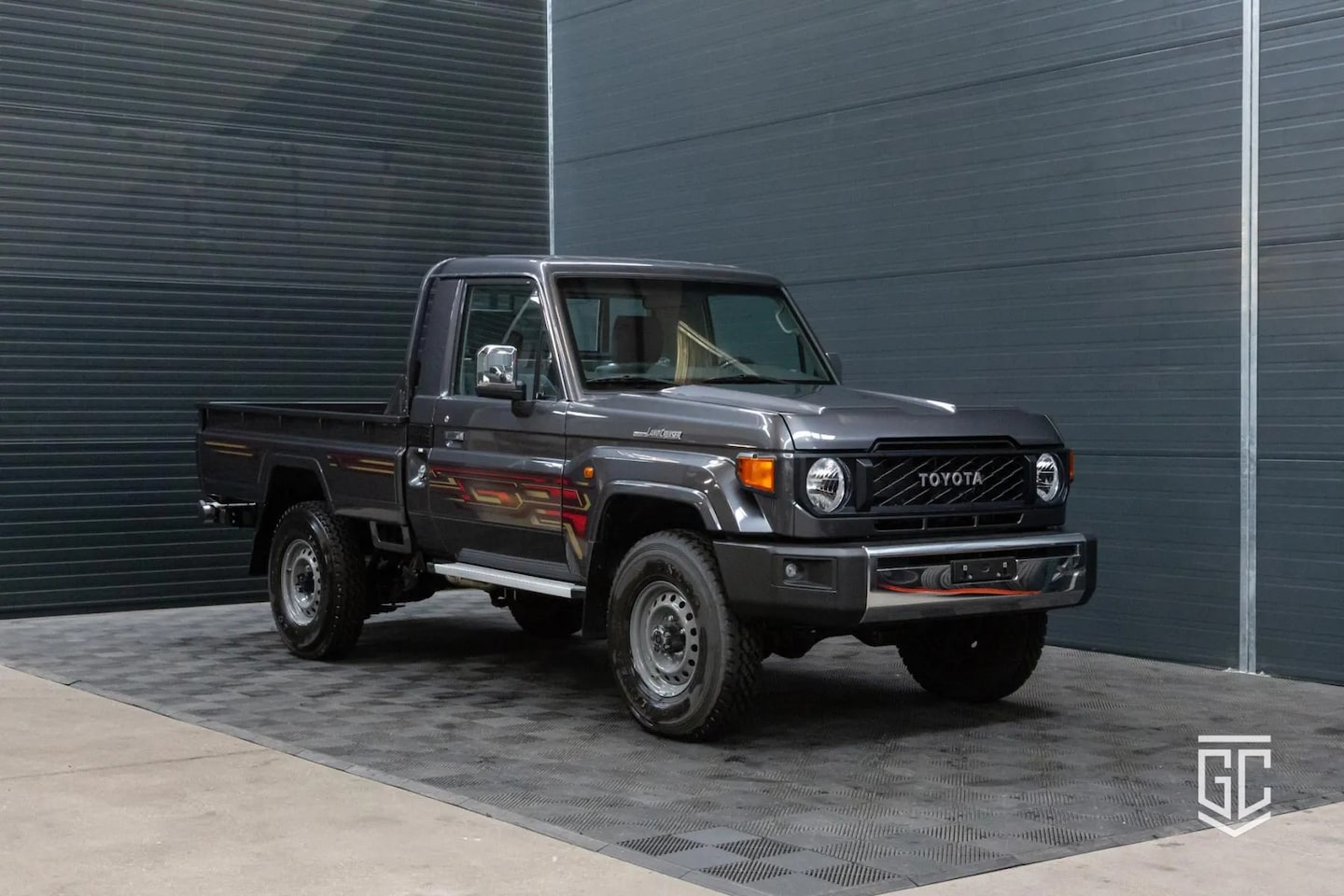 Toyota Land Cruiser - GRJ79 Single Cab LX-E A/T - AutoWereld.nl